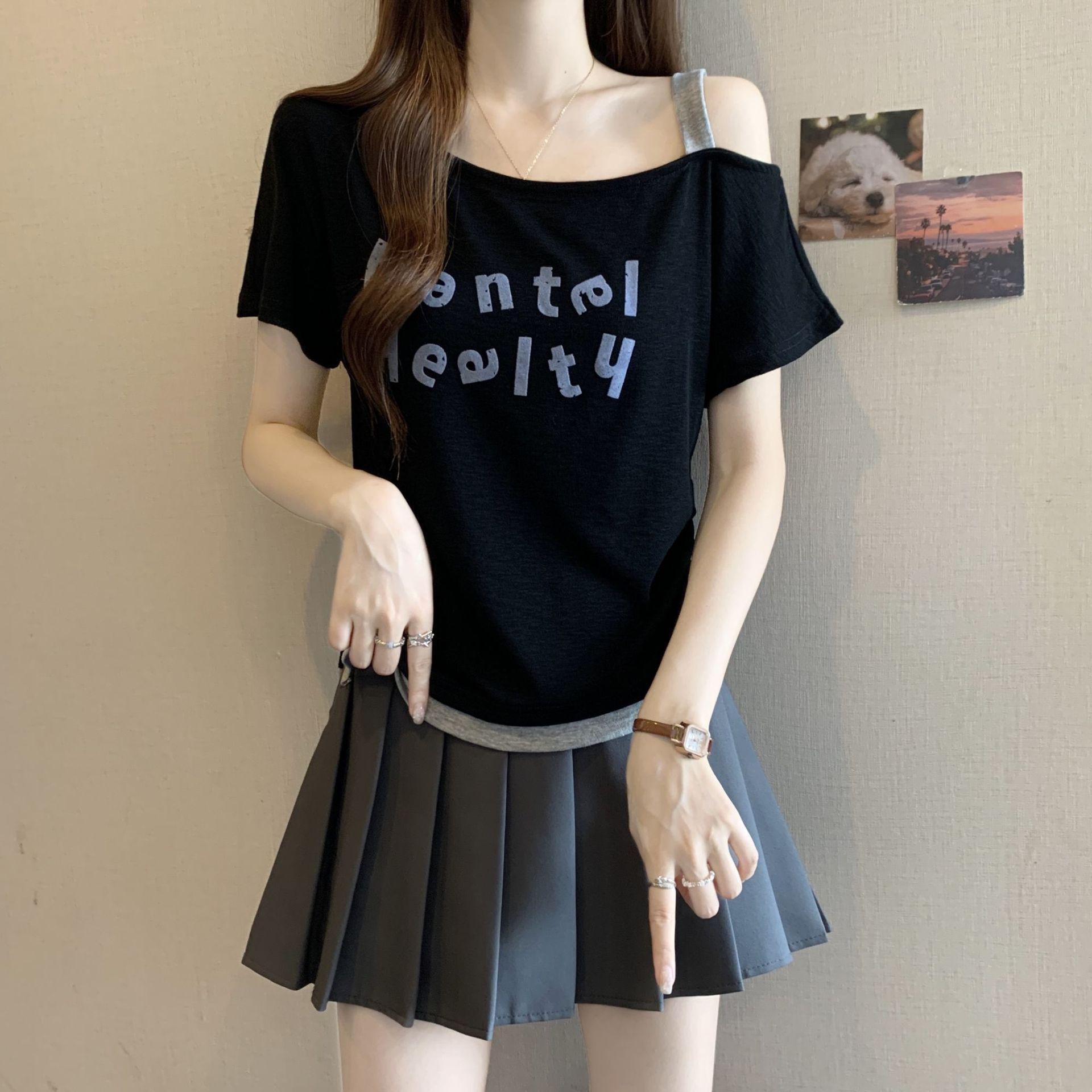 

Women s Plus Size Off-Shoulder Letter Print T-shirt - Summer Short Sleeve Slanted Top, Loose & Slimming Fit L (Suggested 50-60 kg) чёрный