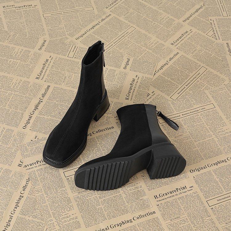 

2025 женские ботинки мартин новые тонкие зарубежные ботинки на толстой подошве мартин зимний бархат осень и зима квадратный носок короткие ботинки мода 40