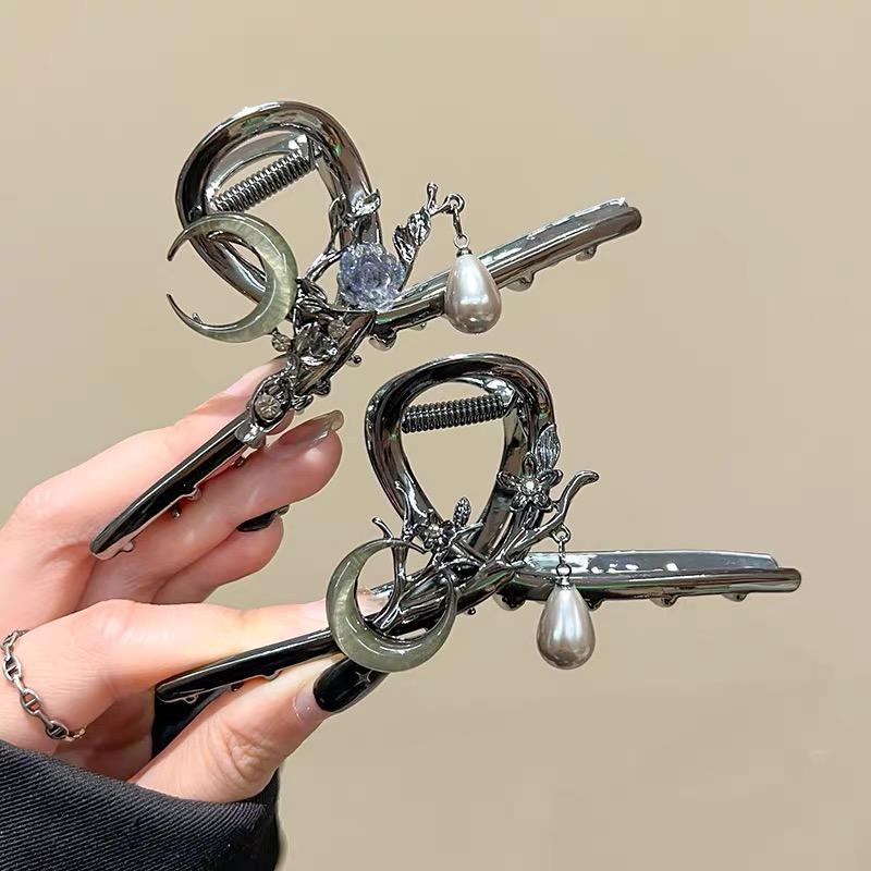 AWAYTR Schwarz Neumond Haarspangen Legierung Pferdeschwanz Haarspangen Krabbe Für Frauen Mädchen Geschenk Haarschmuck Valentinstag Kopfschmuck