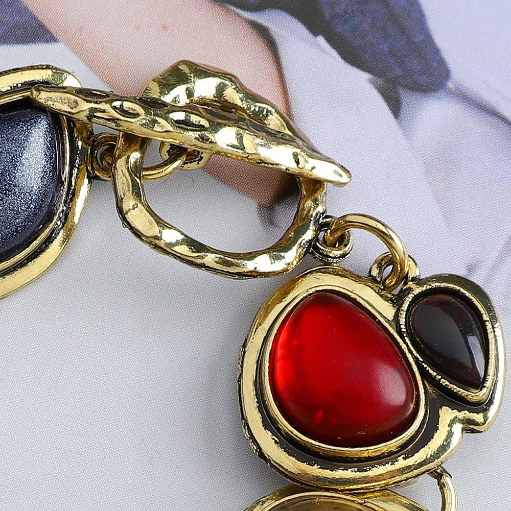 Personality Geometry Colored Metal Stone Bracelets Women Fashion Golden Hollow Link Charm Bracelets Party Jewerly Gifts