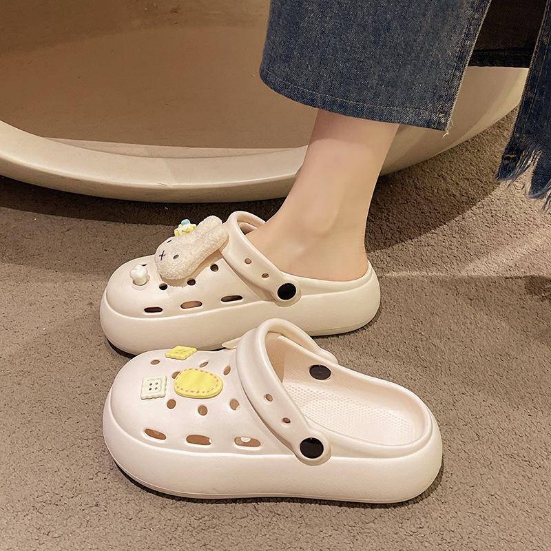 Thick-soled hole shoes women's 2025 new summer outer wear bag head cool slippers women's non-slip cute cartoon one-pedal slippers