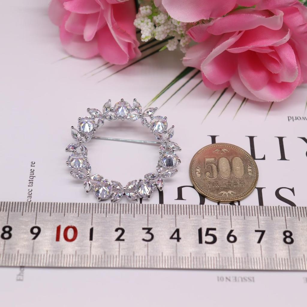 Zircon Clover Cubic Zirconia Diamond Flower Stylish Chest Decoration for School Entrance Ceremonial Gifts for Mothers Four-leaf Brooch, Corsage,