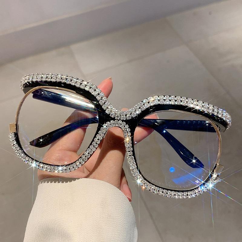 Fashion Cat Eye Glasses with Rhinestones Vintage Trendy Design Oversized Eyeglasses Women for Decoration