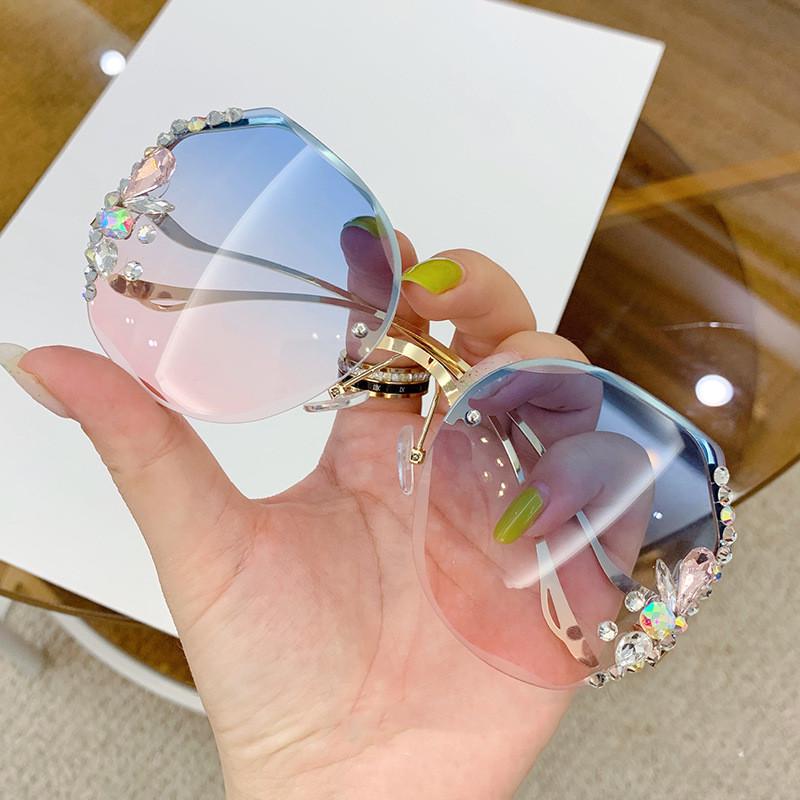2025 Fashion Rimless Sunglasses with Rhinestone Diamond Inlay