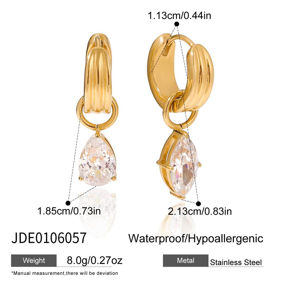 Classic 18K gold drop-shaped white zircon pendant, earrings, ear jewelry.