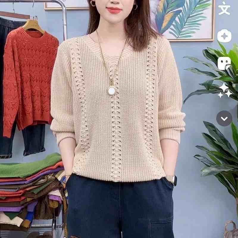 Spring and Autumn Women's Knitted Sweater Round Neck Knitted Sweater Versatile Pullover Sweater Base Top