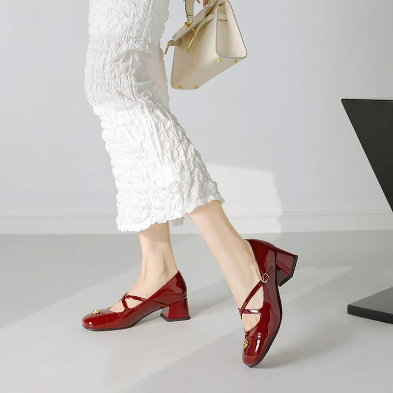 Krazing Pot Sheepskin Square Toe Med Heels Autumn Summer Shoes Metal Flowers Women Mary Janes Fashion Pumps