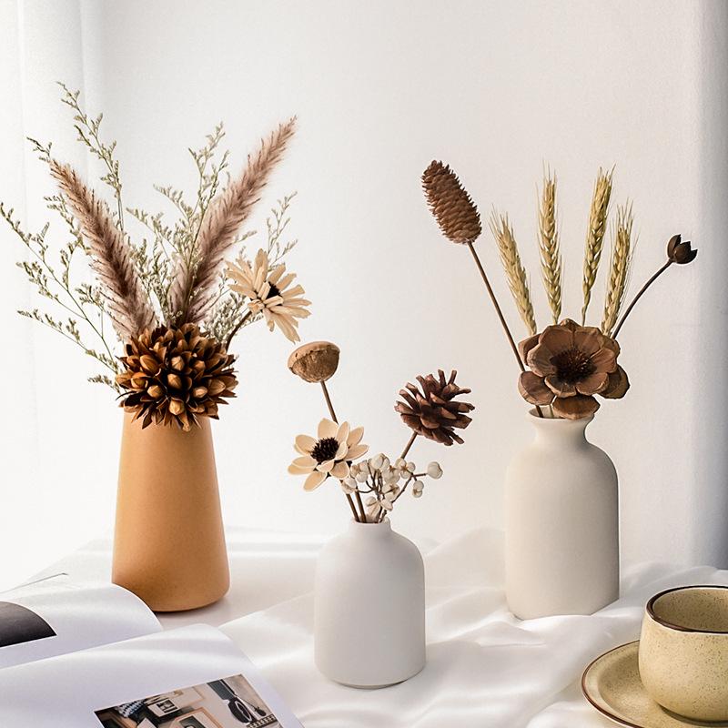 Rustikale Holz-Wohndekoration: TV-Schrank, Weinregal für den Eingangsbereich, Tischdekorationen für das Esszimmer, Akzente aus Trockenblumen