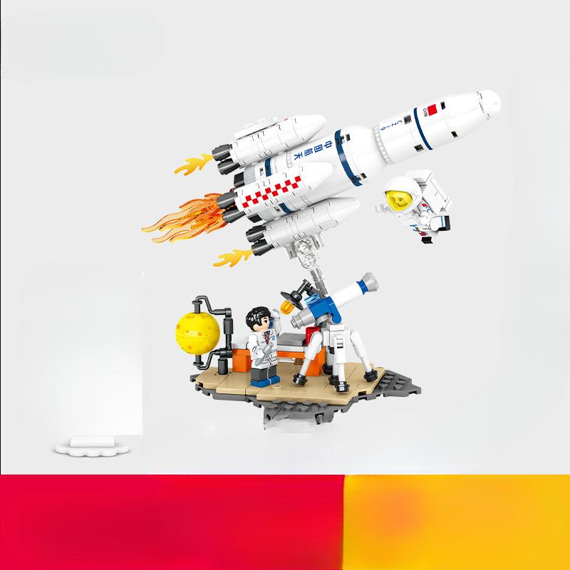 

Ракета Space Long March совместима с детскими забавными игрушками из лоскутного шитья 22.5*18*6cm