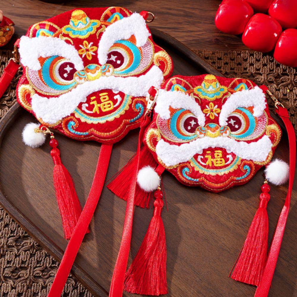 3D Embroidery Fabric Lion Dance Red Envelope Chinese Style Red Pocket Festive Crossbody Bag Gift
