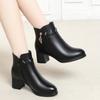 Mom shoes winter velvet thickened soft leather cotton shoes women, new fur shoes women's    and elderly thick heel short boots