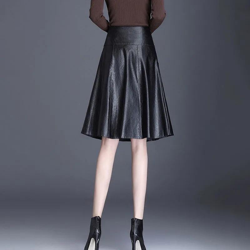 Damen Herbst Winter Schwarzer A-Linien Midi-Rock aus Kunstleder mit Taschen