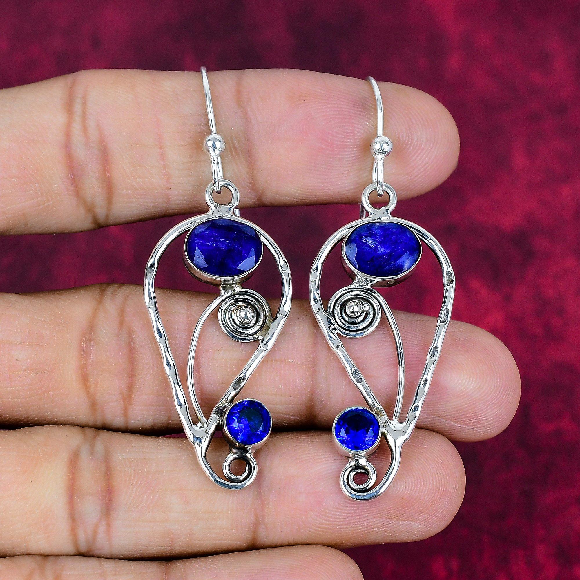 

Серьги из цельного стерлингового серебра 925 пробы с синим сапфиром, Ювелирные изделия ручной работы с драгоценными камнями, Подарки для жены, Совершенно новые серьги 2.36 Inches синий