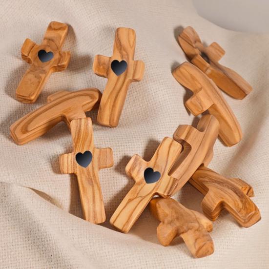 Olive Wood Cross Decoration Emotional Support Love Heart Pocket Hug Cross Men Women Faith Prayer Cross My Heart Encouragement Gift
