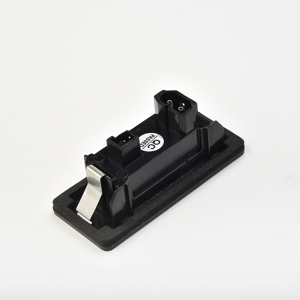 For BMW 3 Series Compatible LED License Plate Light Bulb for E90 sedan 06 11