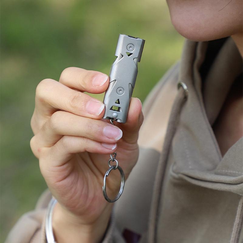1 Pezzo Fischietto in Acciaio Inossidabile Doppio Tubo Salvavita Emergenza Sos Portachiavi Fischietto Portachiavi Per Sopravvivenza Outdoor Escursionismo Campeggio