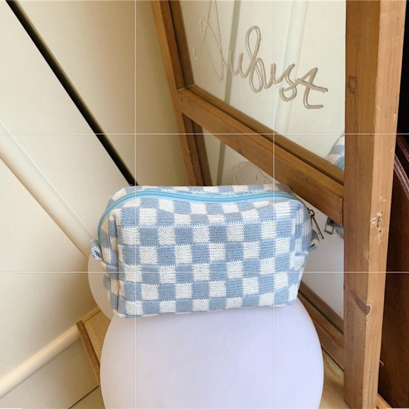 Ins Checkerboard Makeup Bag,Large Capacity Knitted Storage Bag,Portable Travel Bag,Makeup Bag,Ideal Choice for Christmas Gifts