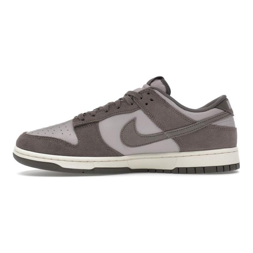 Nike Dunk Low SE Platinum Violet Cave Stone Herren-Sneaker Lila Blass-Elfenbein FQ8249-001