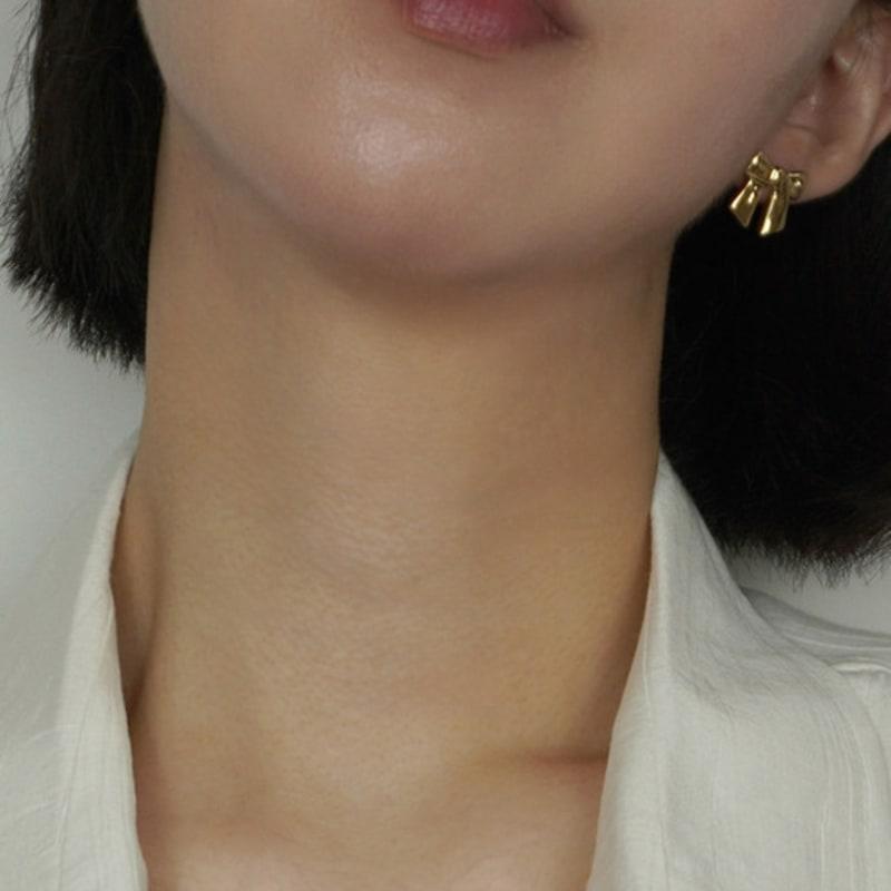 LAYOVV [Silver925] Ribbon earrings