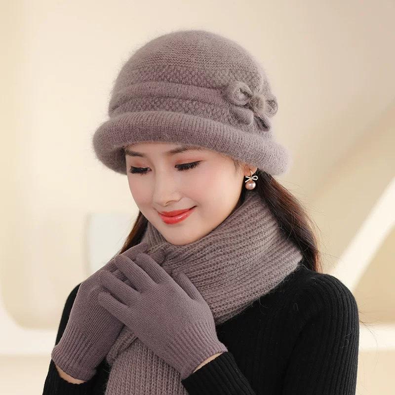 

Женская уютная шапка теплая, ветрозащитная и стильная для осени/зимы. Идеально подходит для активного отдыха, зимний головной убор, зимняя шапка. only hat хаки