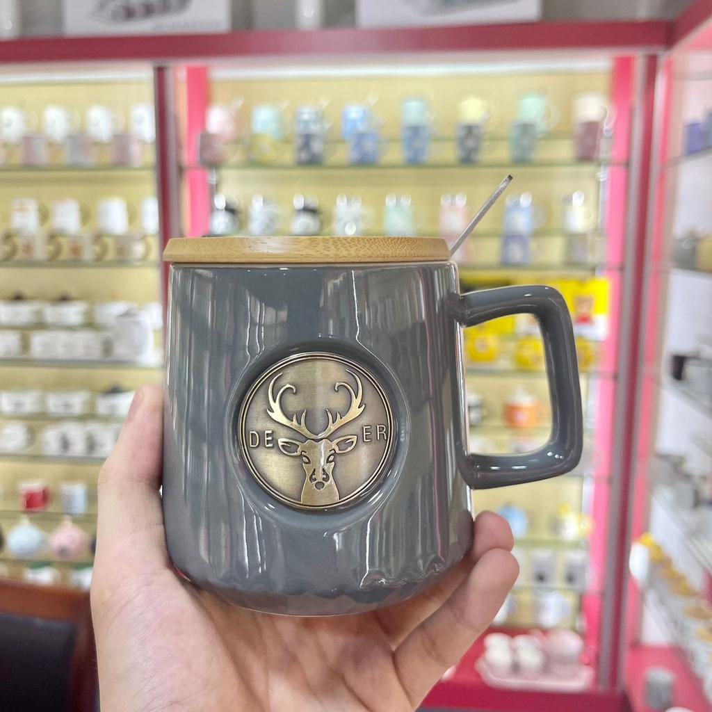Kreative nordische Hirschtasse Einfache bronzefarbene Keramiktasse Große Kaffeetasse für Büro- und Heimgebrauch Trinktasse