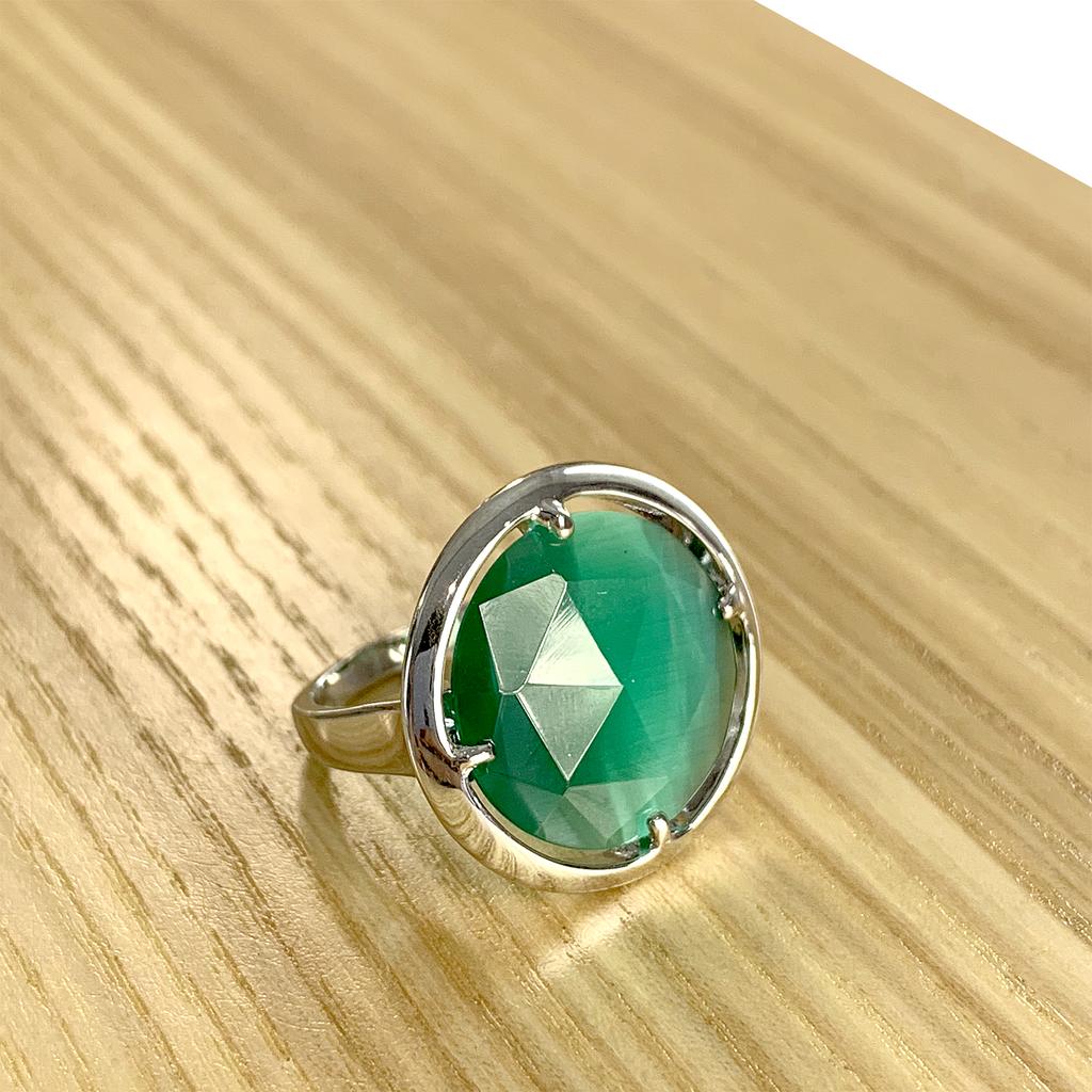 Silver Ring with a Cat's Eye (1984499)