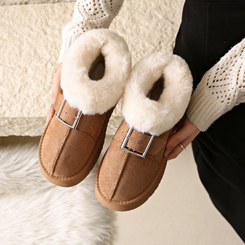 Foreign trade large size thick-bottomed velvet warm fur integrated boots 2024 winter non-slip warm feet one pedal snow boots women