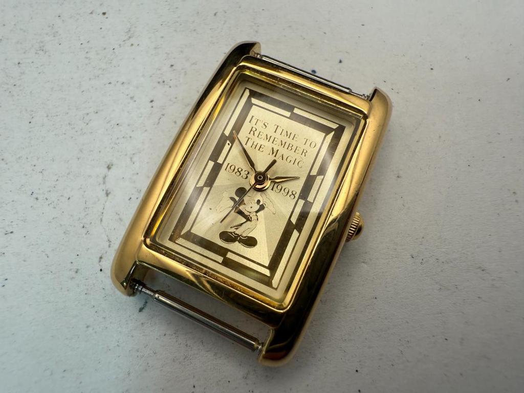 [USED] f1004 Face Only SEIKO Watch Tokyo Disneyland 15th Anniversary