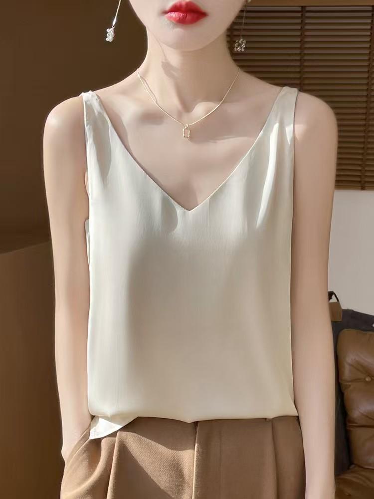 Women's Silk Satin V-Neck Camisole with Spaghetti Straps – Trendy Spring/Summer Slim Fit Inner Top