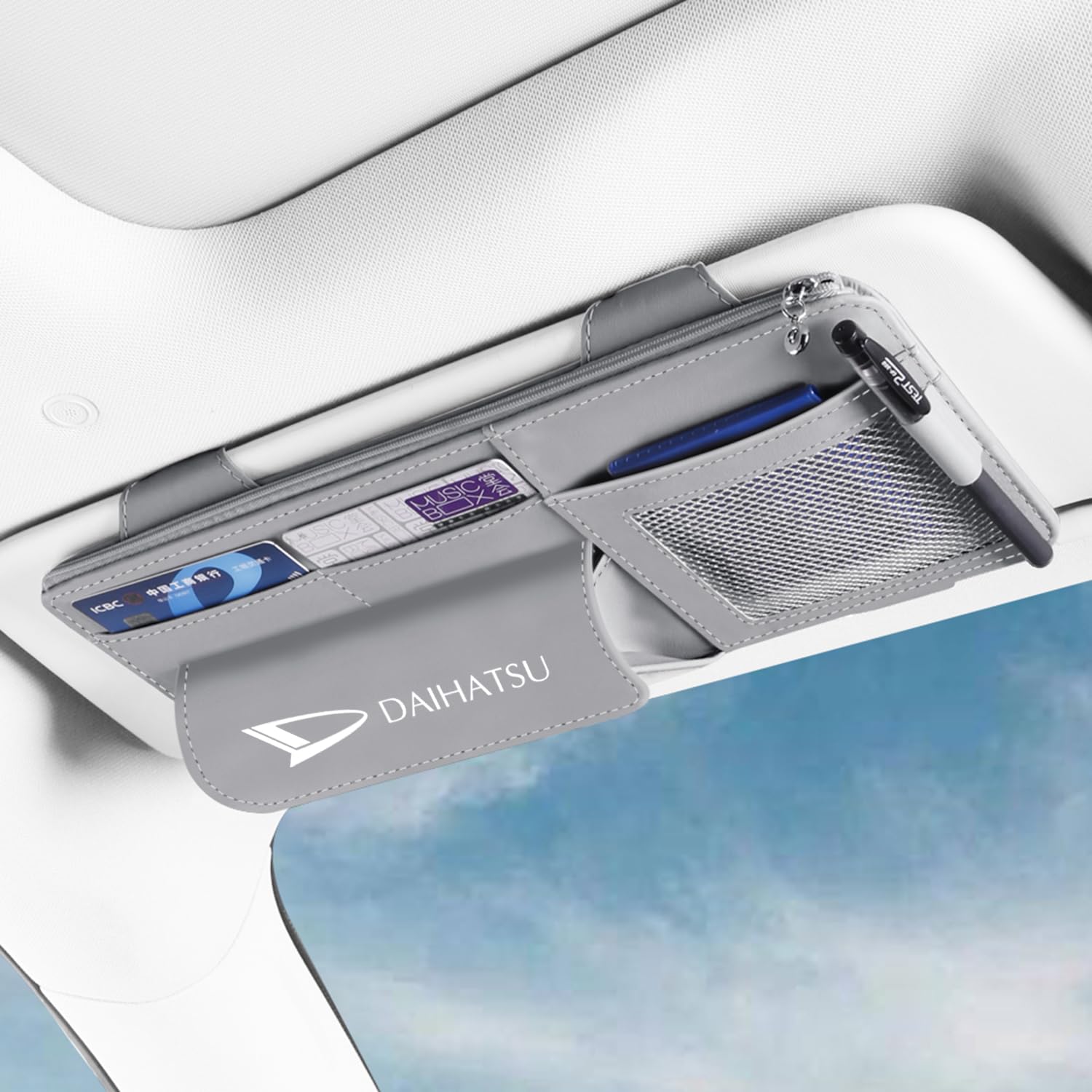 

Fumezu Карман-органайзер на солнцезащитный козырек автомобиля Совместимый с многофункциональной сумкой для хранения в автомобиле из кожи Легко держит парковочный талон и другие мелкие предметы Серый Daihatsu, Отделка, серый