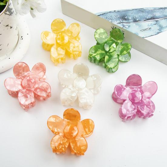 Hair Claw Flower Shape Back Head Shower Clip Lightweight Medium Size Shark Hair Claw Versatile Hair Accessory