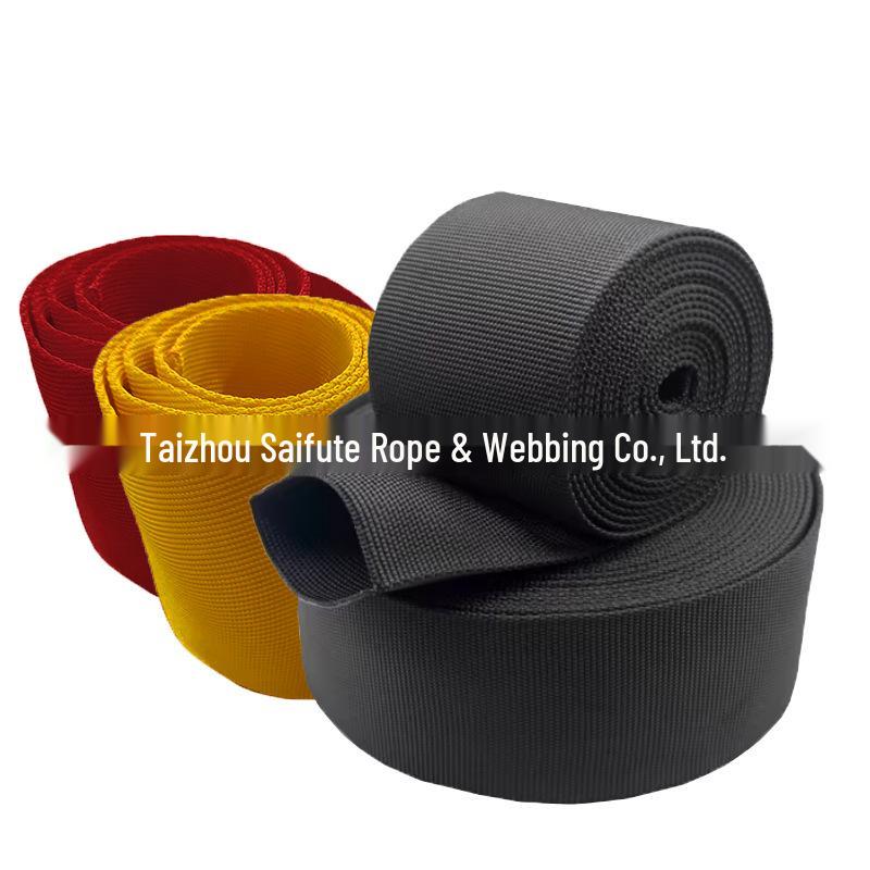 Off-road Winch Protective Sleeve: Wear-resistant Polyester Cover for Tow Rope & Shackle in Black, Red, Yellow.