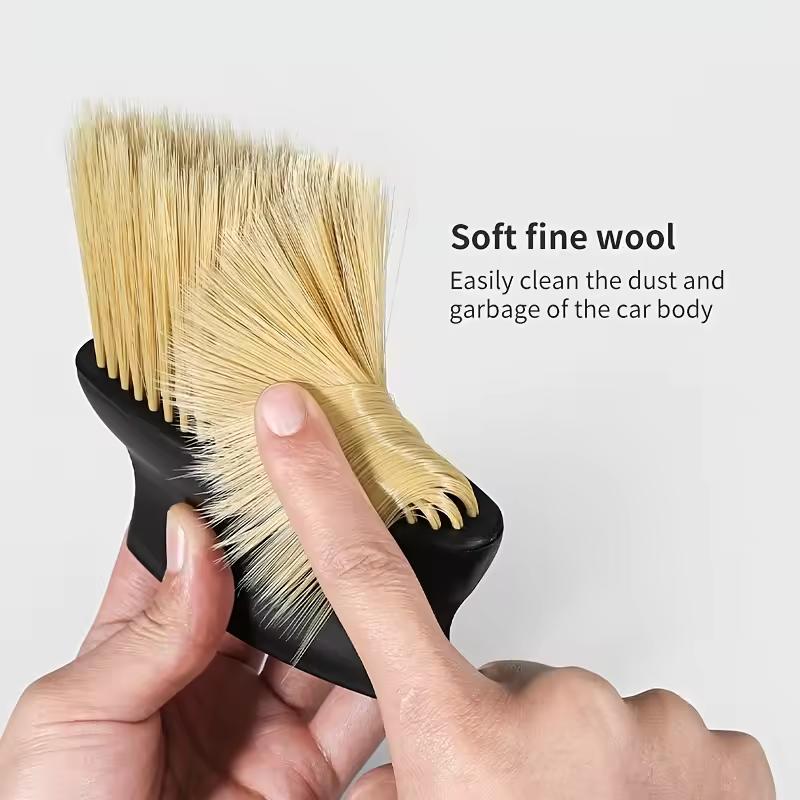 Car Four Seasons General Model Brush Instrument Board Outlet Outlet Body Interior Decoration Dust Brush Clean Hair Brush
