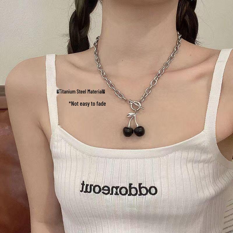 2024 Vintage Double-Layer Pearl Necklace with Heart Pendant