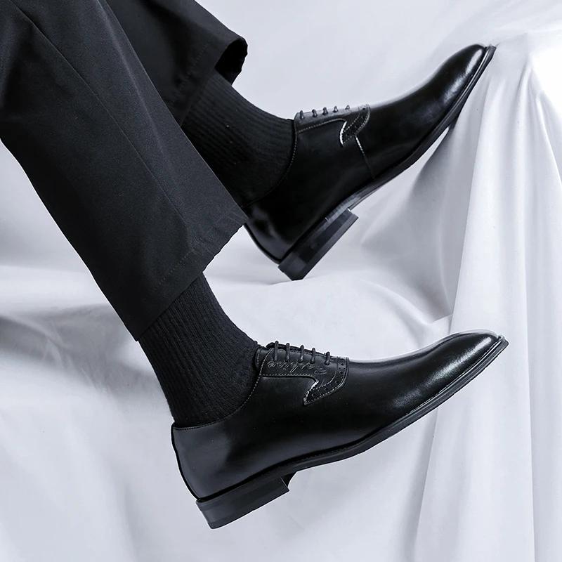 Men Wedding Dress Shoes Fashion Leather Shoes Pointed Lace-up Oxfords Business Shoe Formal Black Brogue Shoes Men Footwear