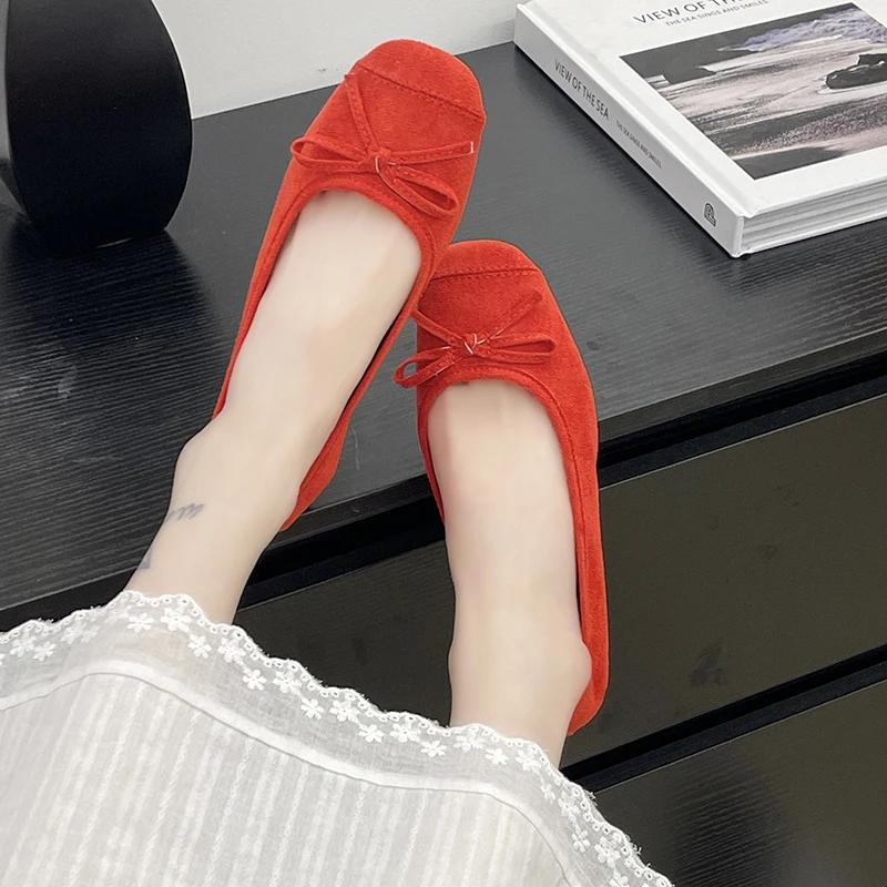 2025Suede Flat Shoes New Women's Soft and Fashionable Lightweight Shoes French Small Fragrance Bow Elegant and Comfortable Shoes