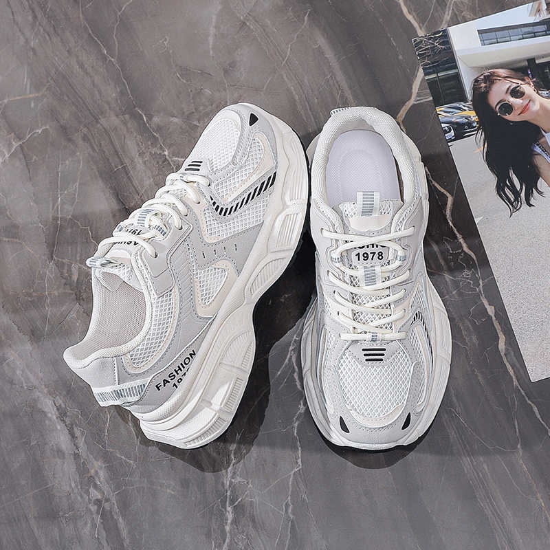 Fashion Round Foot Slip-resistant Women Sneakers 46 Loafers Shoose Ladies Shoes Brand Sports Team Wide Foot Basket Out Retro Scarp