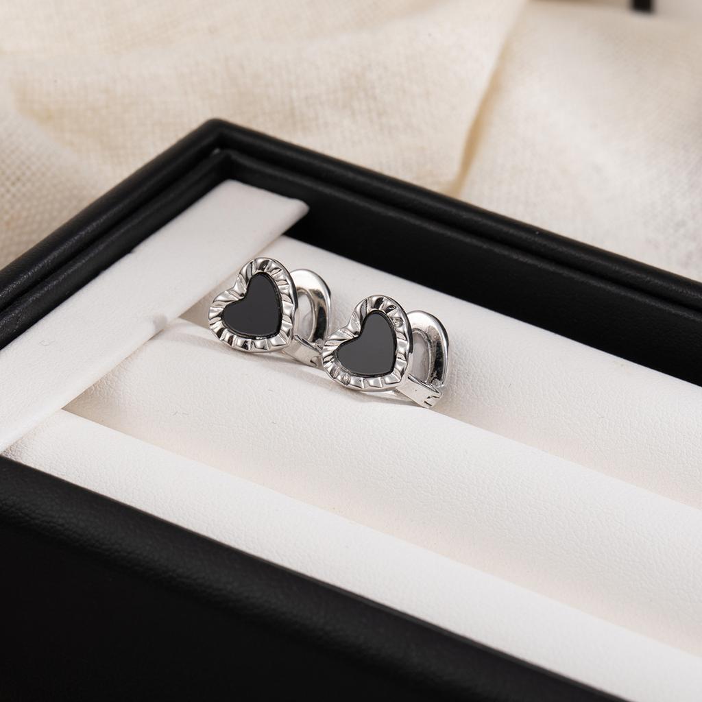 Light Luxury High-End Sense Black And White Double-Sided Love Women'S Design Fashion Temperament Simple Earrings