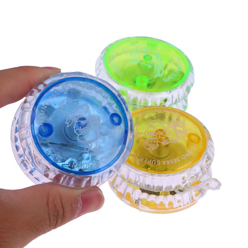Creative Children Entertainment Brain Game Classic Mini Plastic Led Flashing Yoyo Ball Sports Toy For Kids Gift