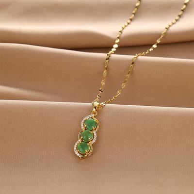 Smaragdroheline hernekaelakee Naiste Kõrge Väärtusega Guochao Õukonnastiil Mitmekülgne Inkrusteeritud Ripats Ehted