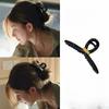 Black Gold-label Cross-pinch Hair Clip with Advanced Feel for The Back of The Head - Shark-shaped Clip