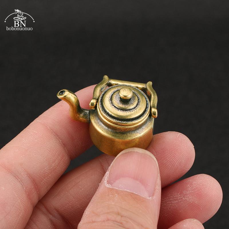 1Pc Antique Copper Mini Fingertip Kettle Teapot Pocket Incense Burner Retro Brass Tea Pet Home Decorations Accessories Desk Ornament