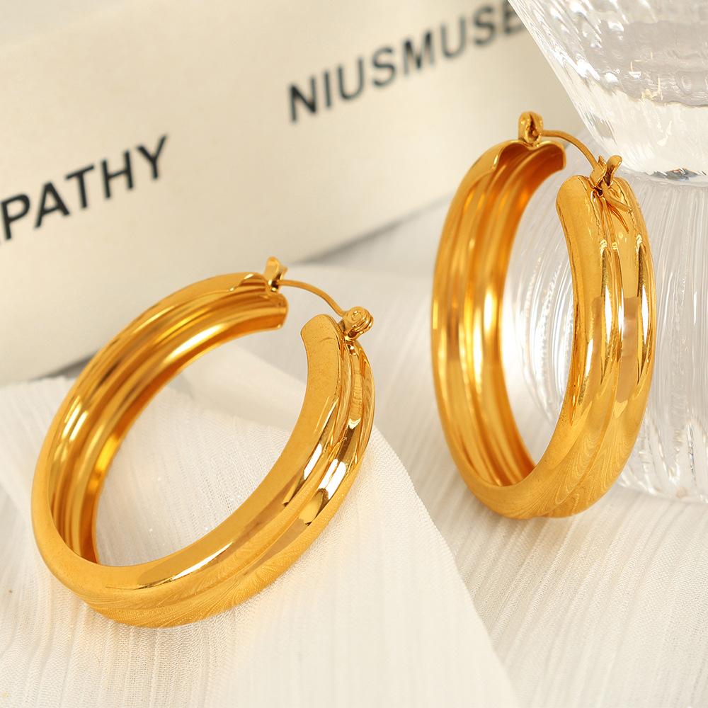 Hong Style Cross-Border Simple U-Shaped Earrings 18K Gold Plating Personalized Striped Big Circle