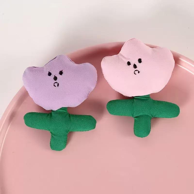 

Sunflower Internet celebrity bag accessories cute flower brooch accessories girl heart clothing accessories accessories shoes