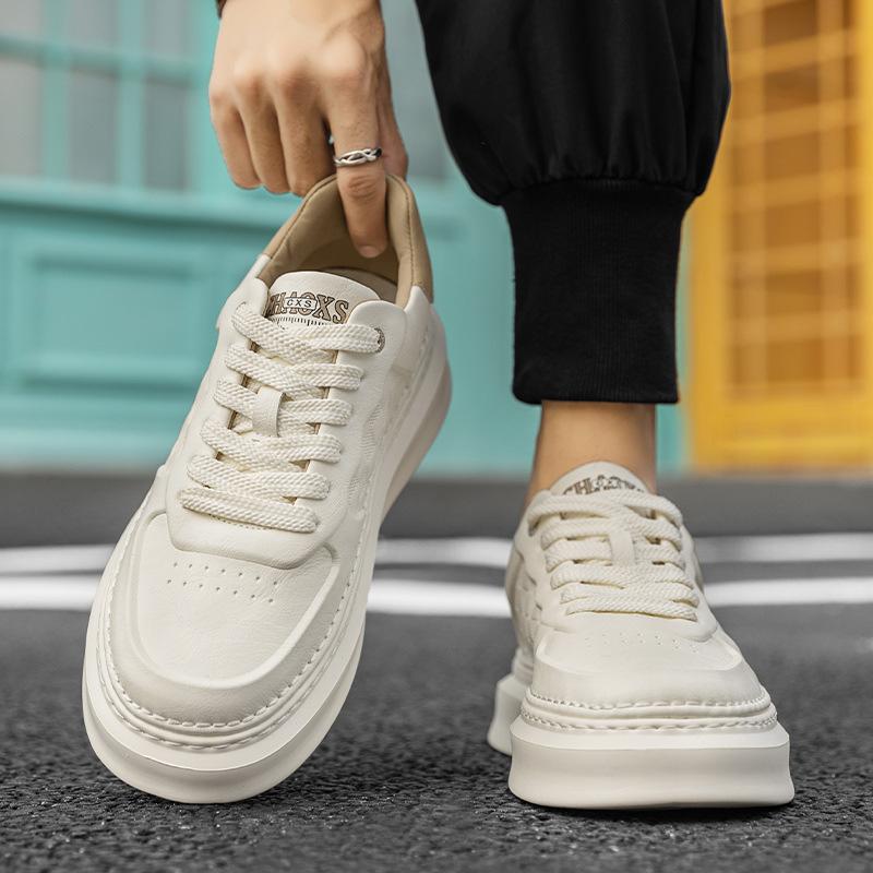 High-quality thick-soled heightening leather surface white shoes, new low-top sports board shoes in autumn, work casual and versatile men's shoes