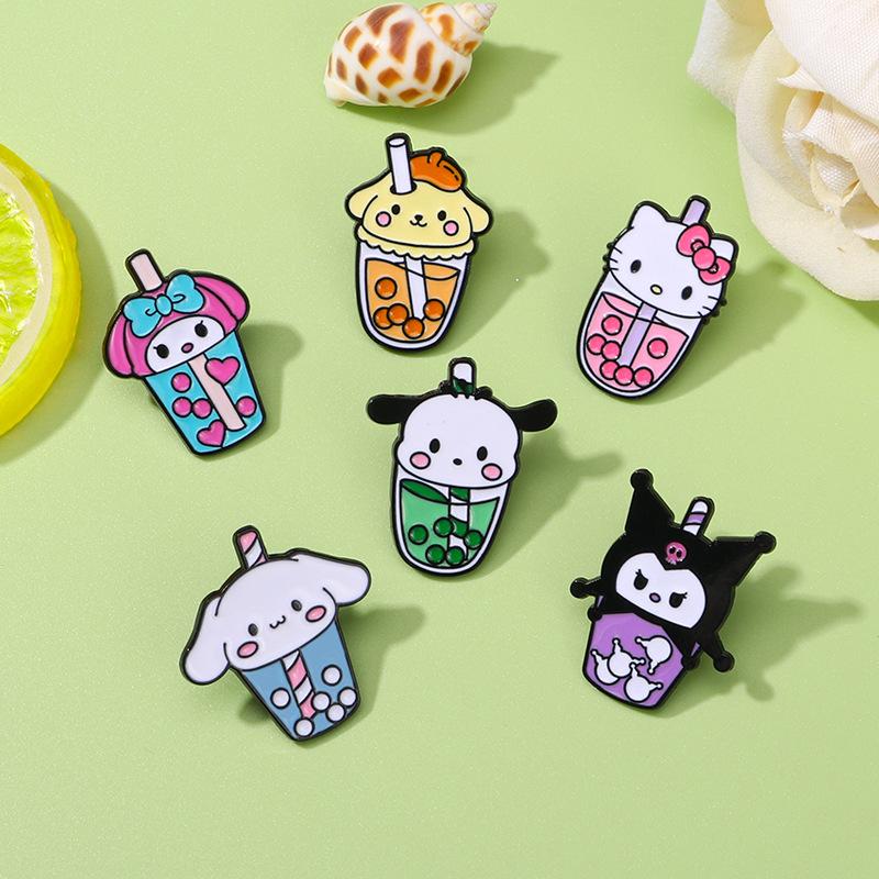 Cartoon Sanrio Milk Tea Brooch Cinnamoroll Pochacco Hello Kitty Enamel Alloy Pin Badge for Clothes Bag Decoration