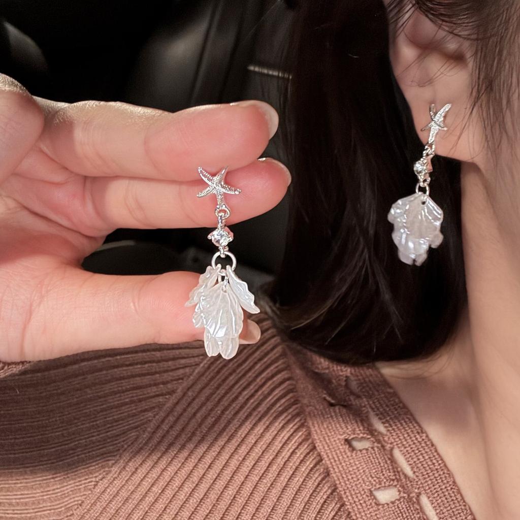 Holiday style starfish shell petal fringed earrings women's light luxury high-end earrings unique and beautiful atmosphere earrings