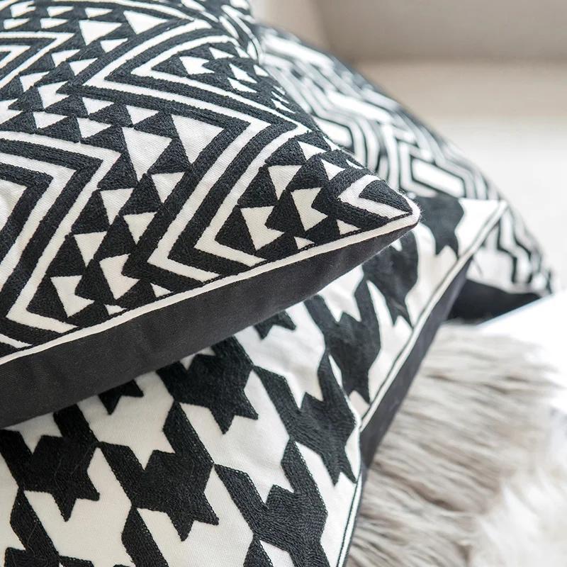 Home Decorative Embroidered Cushion Cover Black White Canvas Cotton Square Embroidery Pillow Cover 45X45Cm For Sofa Bed Chair