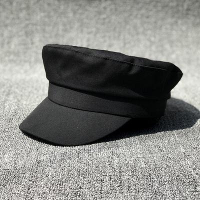 Pokrývky hlavy – Barety a kšiltovky