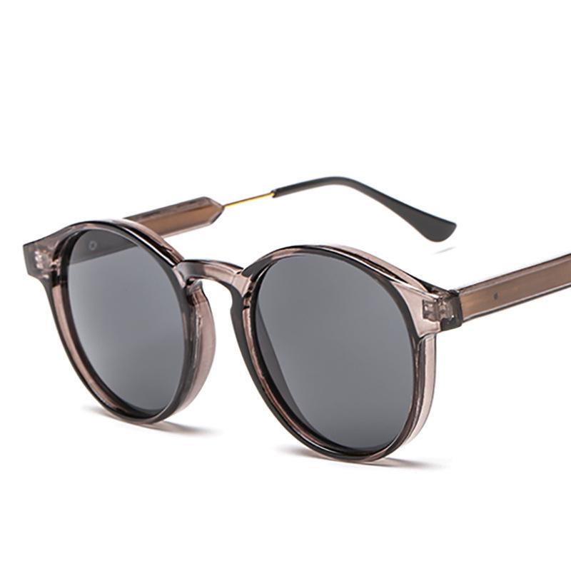 Trendy Women's Retro Round Frame Anti-UV Sunglasses
